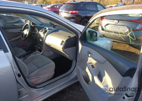 2013 Toyota Corolla Le из США, поврежденный, VIN 2T1BU4EE0DC009933